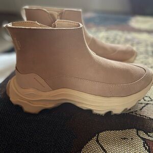 Women's Tan Ankle Boots